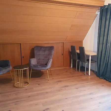 Helles Privatzimmer An Der Universitaetsklinik
